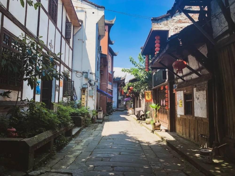 海吉亚医疗获公司执行董事朱义文连续两日增持29.92万股